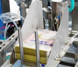 20-70 мешков Скорость упаковки Автоматическая вращающаяся машина для упаковки мешков