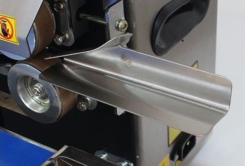 Запечатать кофейные пакеты с отпечатками даты с использованием газового азотного фильтрации