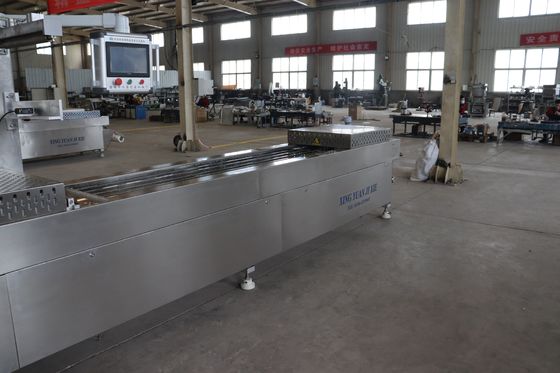Advanced Automatic Dofu Boxes Thermoforming Vacuum Packaging Machine 4500*850*200 мм Продвинутая автоматическая коробка для термоформирования вакуумной упаковки 4500*850*200 мм