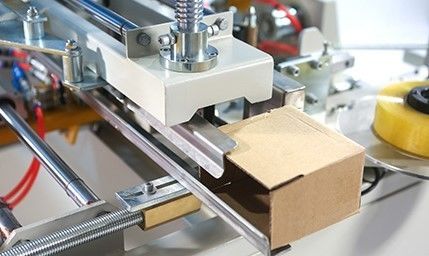 Полностью автоматический картонный эректор с сертификацией CE для упаковки и упаковки коробки
