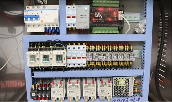 Удаление газа из контейнера для курицы, рыбы и овощей в упаковках с измененной атмосферой