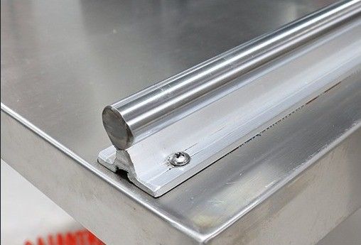 Удаление газа из контейнера для курицы, рыбы и овощей в упаковках с измененной атмосферой