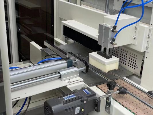 Высокоскоростная упаковочная машина для упаковки тоннелей для отопления для автоматических бутылок воды из пленочной пленки PE