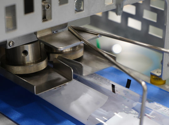 Высокоавтоматические одноразовые упаковочные машины для упаковки подушек для сигарет для ресторана