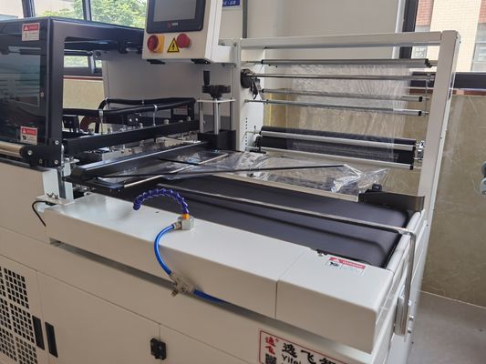 Автоматическая упаковочная машина для упаковки багажа типа L 450L с уплотнительной резьбой для требований клиентов