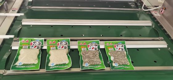 380V/50HZ напряжение коммерческая автоматическая вакуумная упаковочная машина для мясной пищи