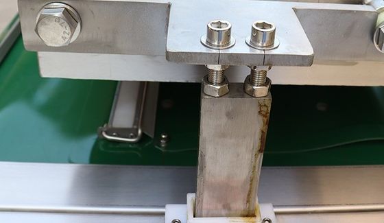 Вакуумная упаковочная машина 380В с конвейерным ремнем Вакуумная уплотнительная машина 2020*1620*1200мм