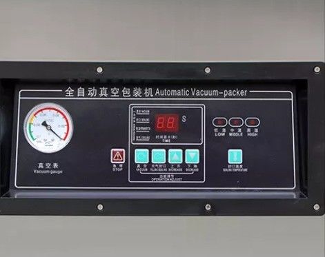 Одиночный автоматический вакуумный камерный уплотнитель идеально подходит для упаковки плодов для змей и многого другого