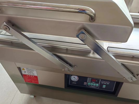 Полуавтоматический коммерческий двойной камерный вакуумный уплотнитель для пластиковых упаковочных материалов